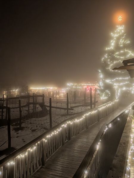 Weihnachtsmarkt im Waldwipfel-Weg